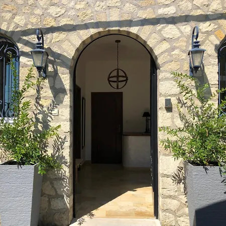 La Maison Des Brandes - Grande Avec Piscine Privee Villa Eynesse