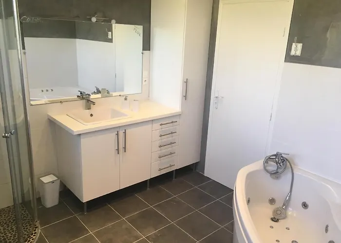 La Maison Des Brandes 别墅